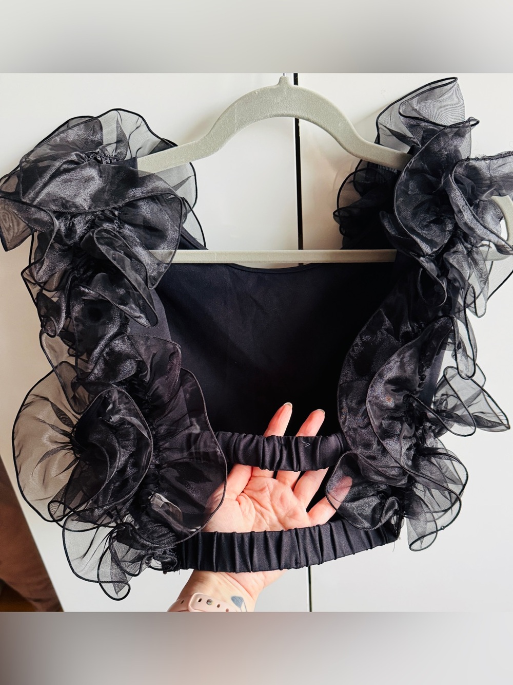 Free People Black Ruffled Organza Shoulder House Party Crop Top Open Back - Picture 2 of 9